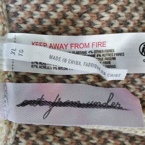 Out From Under Women's Size XL Catching Feelings Fair Isle Print Micro Shorts - Picture 5 of 5